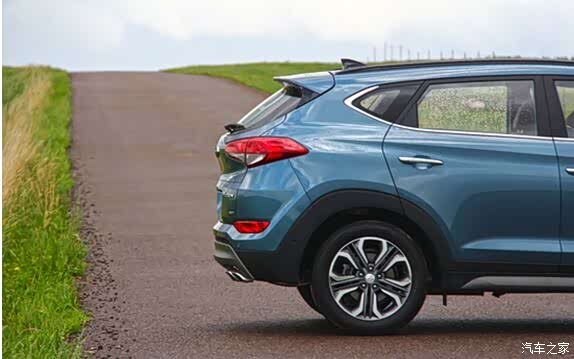 【图】准万台俱乐部成员 试北京现代全新途胜