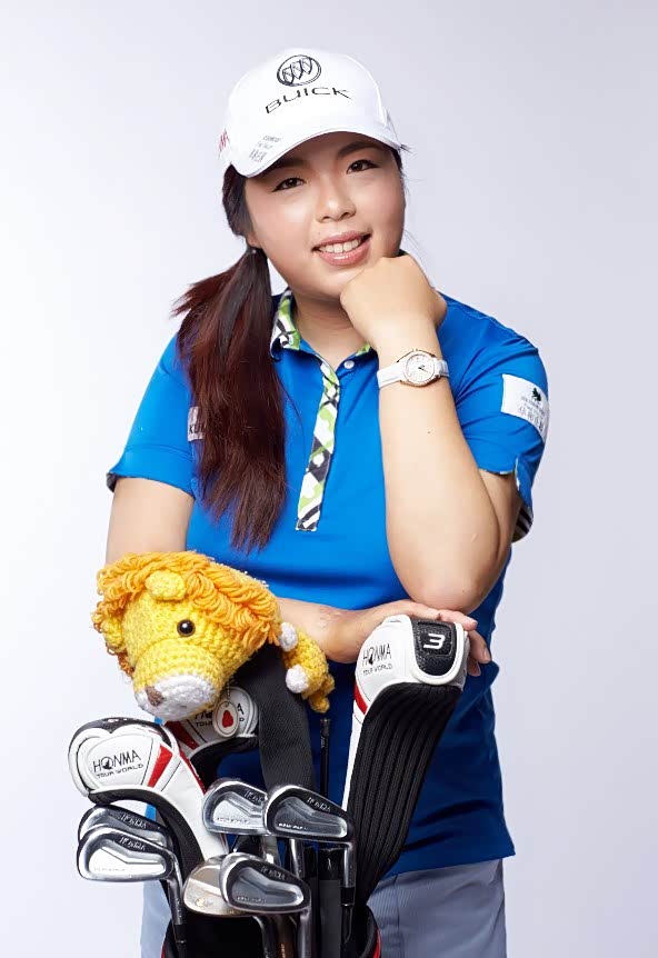 别克高尔夫冯珊珊带来的新年祝福 !