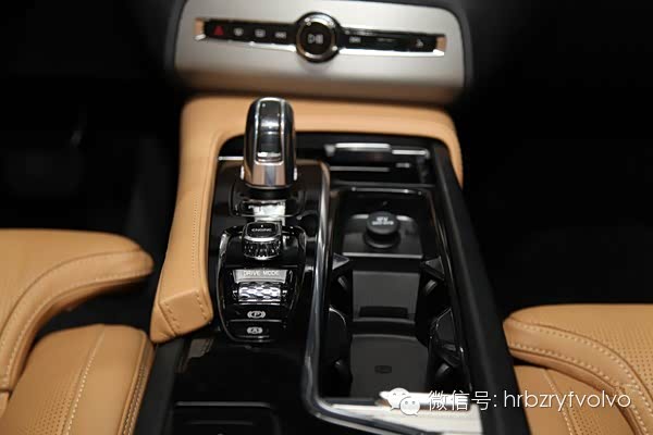 全新一代沃尔沃XC90正式发布配混动四驱广告