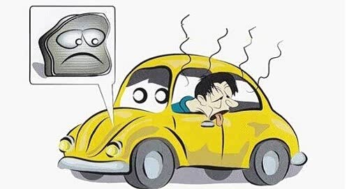 汽车里面最容易脏的就是地毯,如果使用毛刷头的吸尘机进行吸尘处理