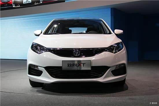 轻松拥有中国最美两厢车长安致尚xt