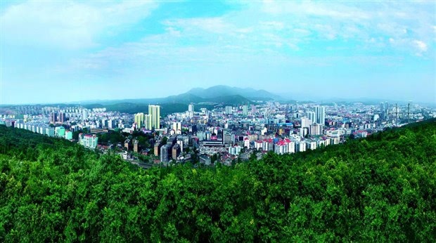 城镇人口宜昌_宜昌东站图片(2)