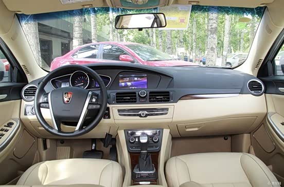 超值购车盛宴 荣威550巨额优惠广告