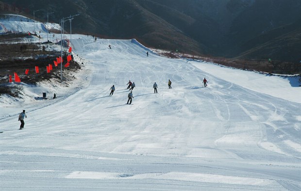 冬季感恩冰雪节 安顺邀您一起去 滑雪