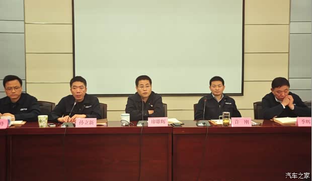 昌河汽车 点燃羊年营销三把火