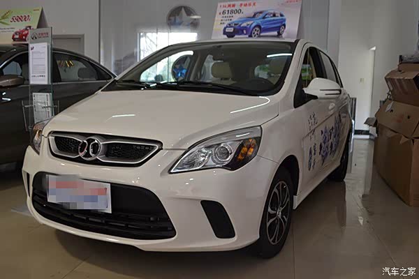 自主实力派小型车北汽绅宝d20新车到店