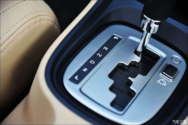 "自动挡"汽车驾驶要注意避开5大误区