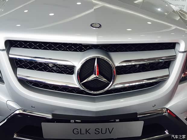 势在 必型 奔驰glk 城市旷野自如游走