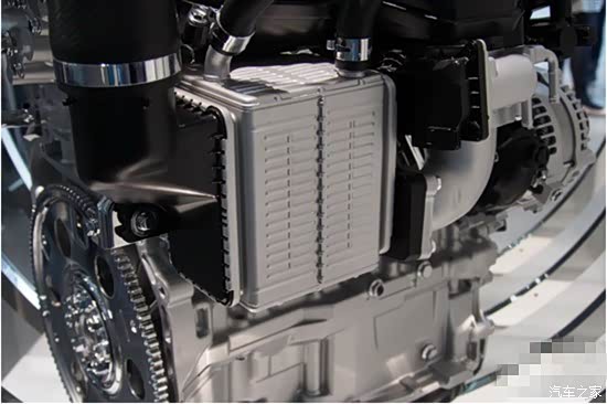 全新皇冠d-4st 2.0t发动机凭啥这么牛