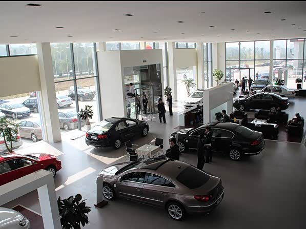 新车展示区