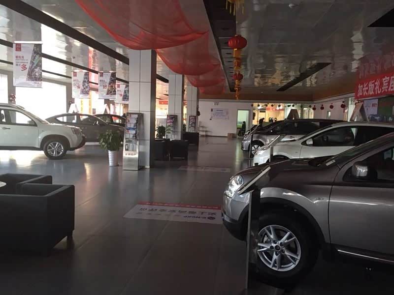 新车展示区