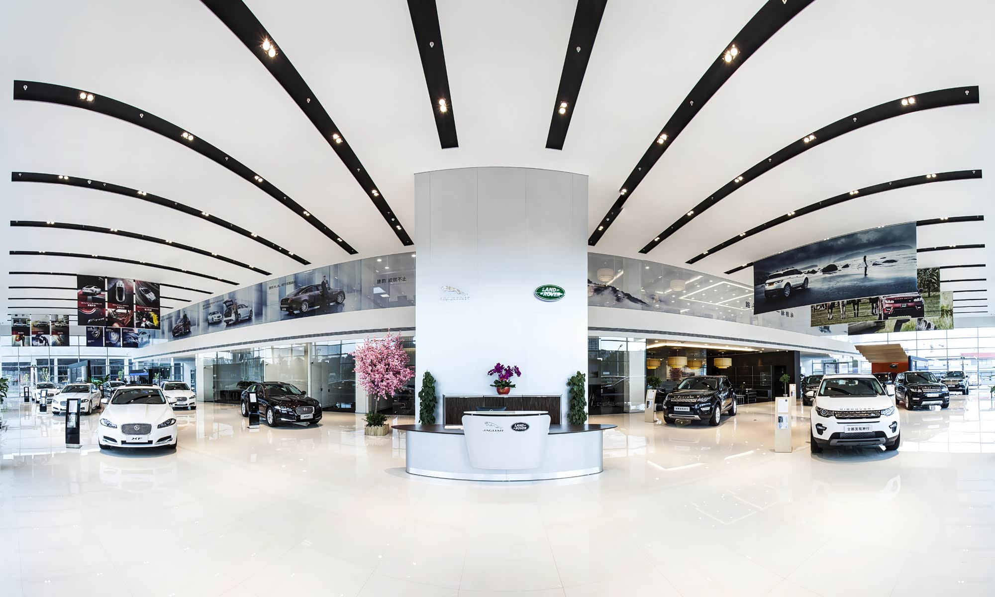 新车展示区