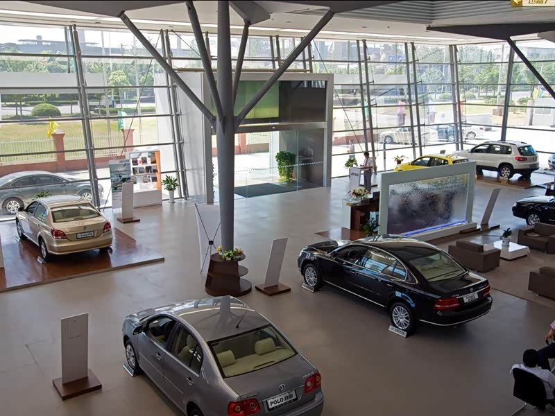 新车展示区