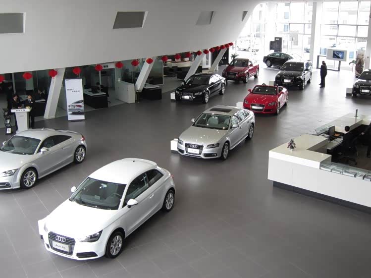新车展示区