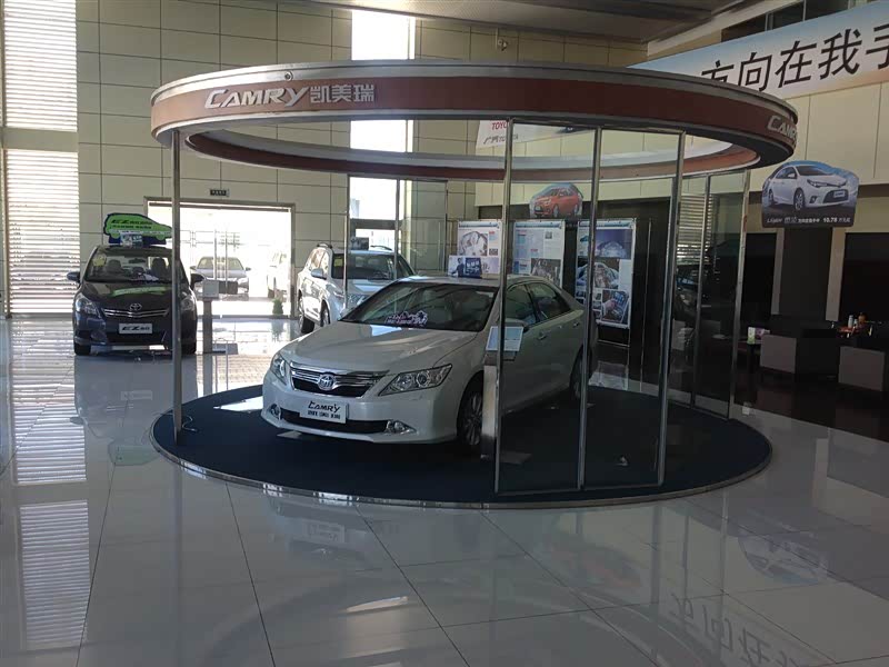 新车展示区